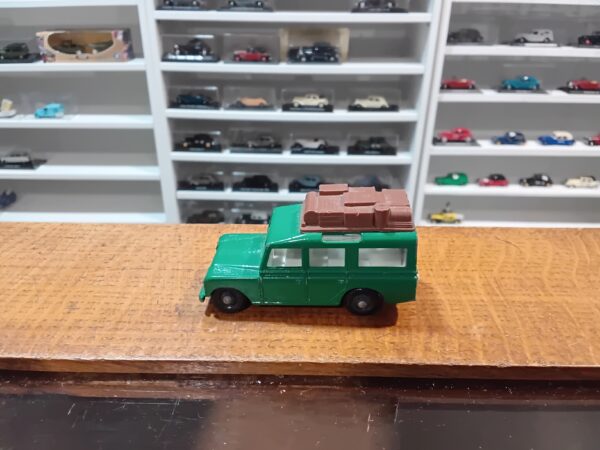 Land Rover Safari Matchbox Series n°12 1/64