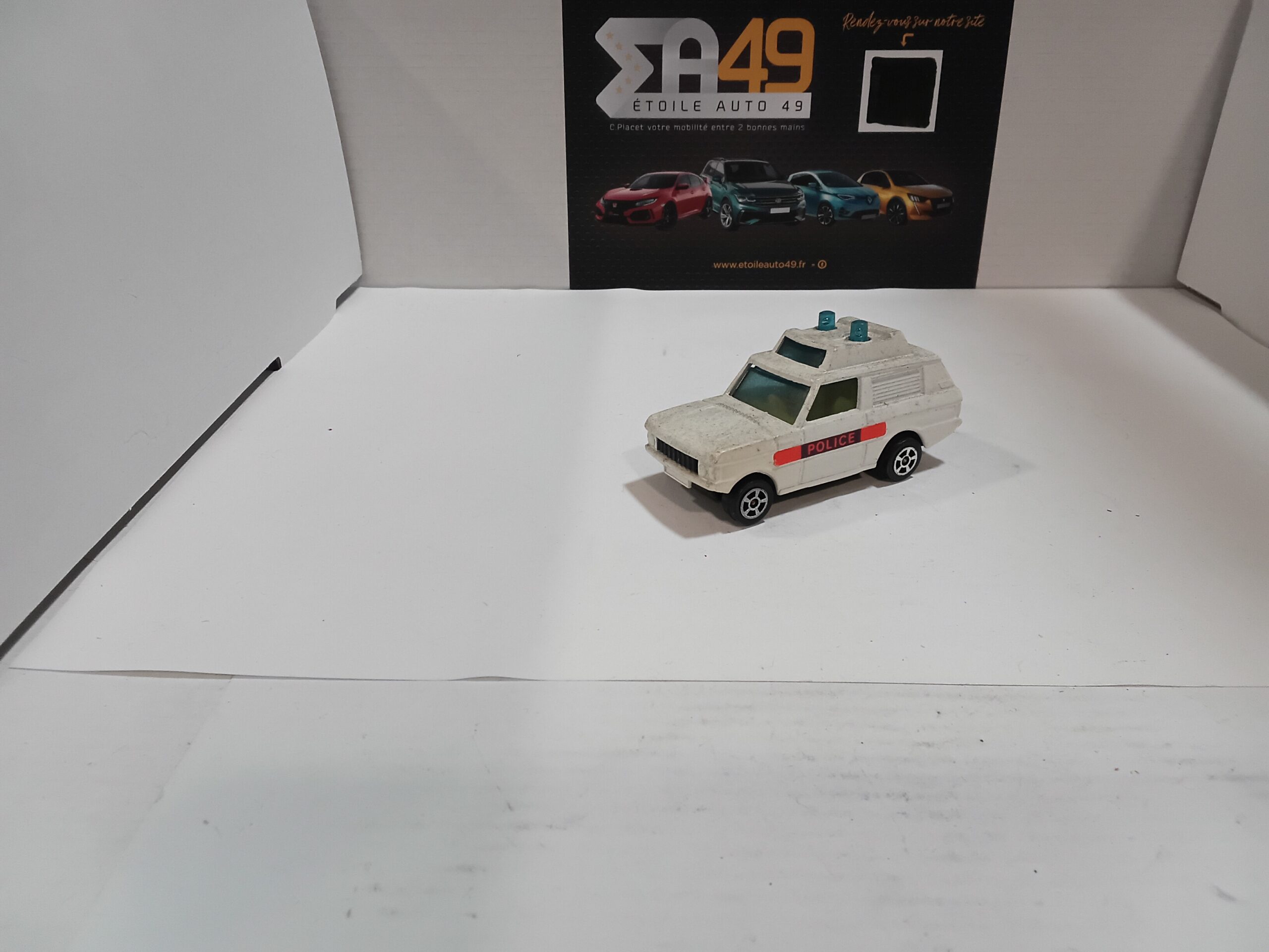 Range Rover Police Blanc Corgi Juniors 1/64 – Image 2