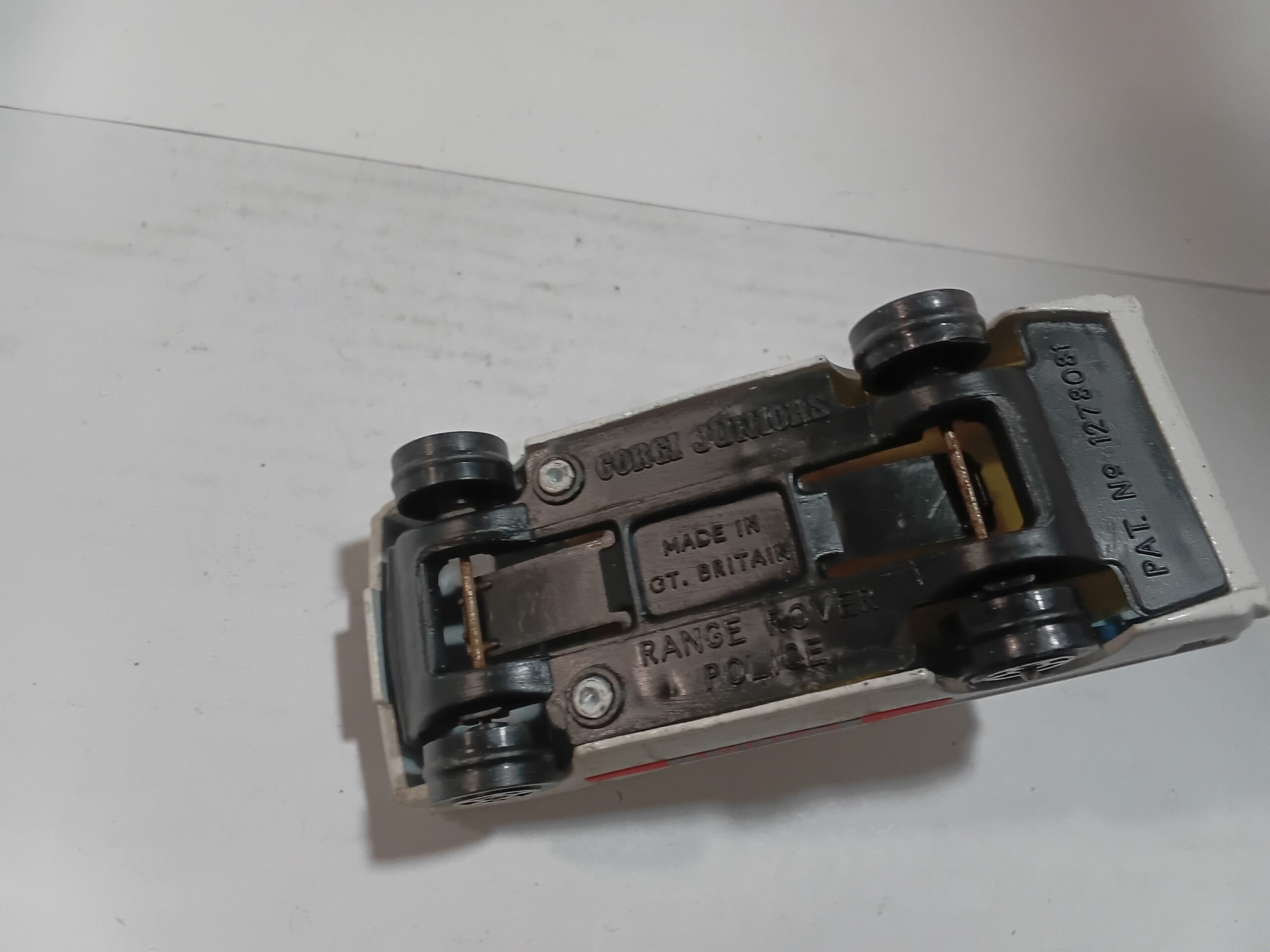 Range Rover Police Blanc Corgi Juniors 1/64 – Image 4