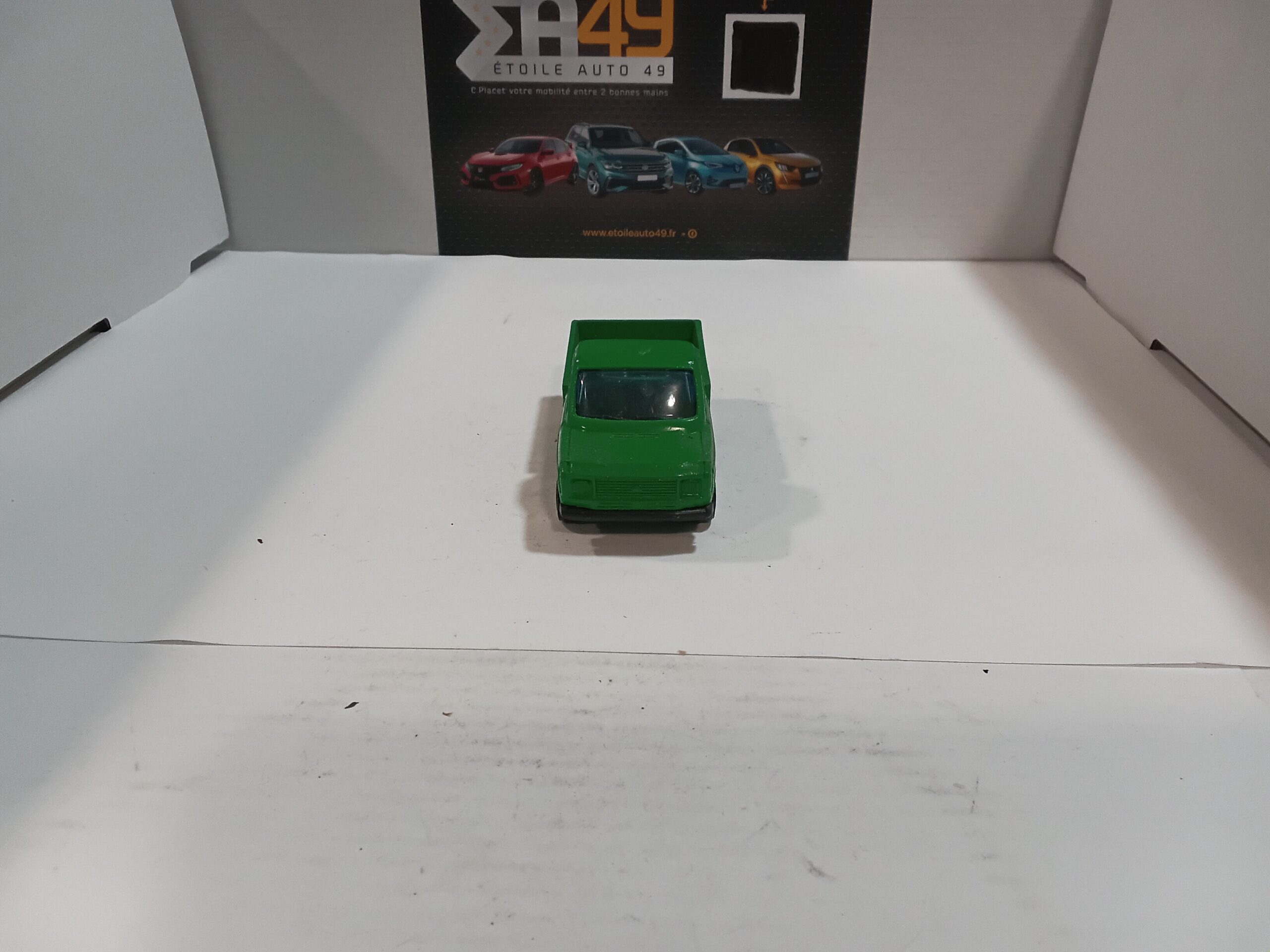 Ford Transit Corgi 1/64 – Image 2