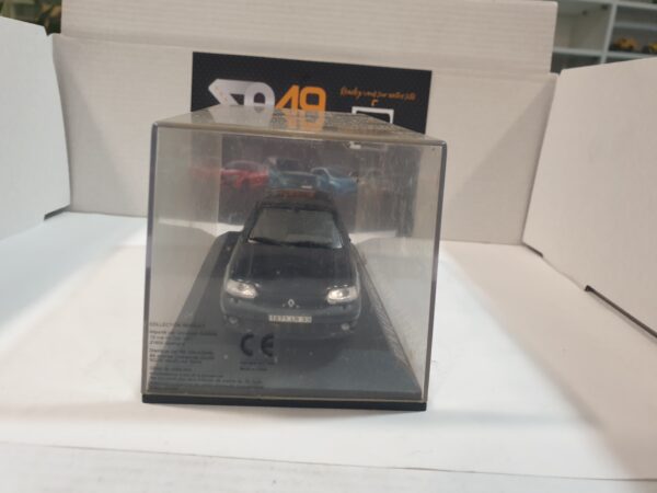 Renault Safrane Bi turbo Bacarra 1/43 ( rétroviseurs manquants ) – Image 2