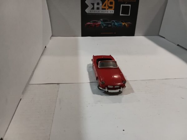 Triumph Spitfire Solido 1/43 – Image 2