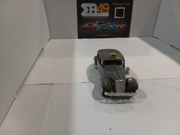 Citroën 15 Six Solido 1/43 – Image 2