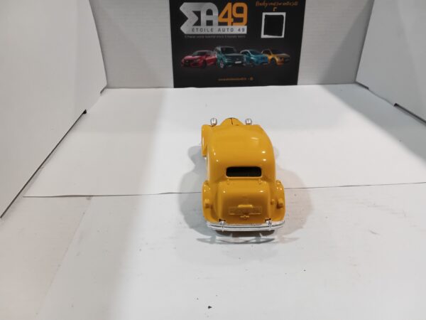 Citroën 15 Six Pinder Solido 1/43 – Image 3