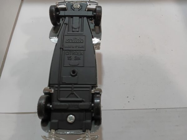 Citroën 15 Six Solido 1/43 – Image 5