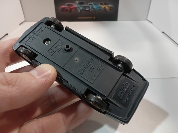Mercedes 190 2.3 16 S Solido 1/43 – Image 5