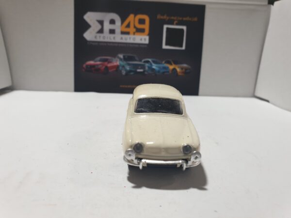 Renault Dauphine 1968 1/43 Solido – Image 4