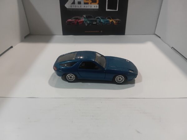 Porsche 928 Solido 1/43 – Image 4