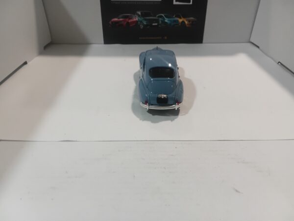 Peugeot 203 Bleue Solido 1/43 – Image 3