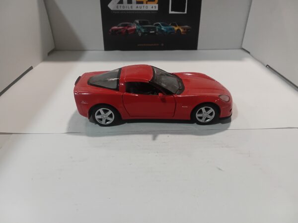 Chevrolet Corvette C6 Z06 Kinsmart 1/36 – Image 4