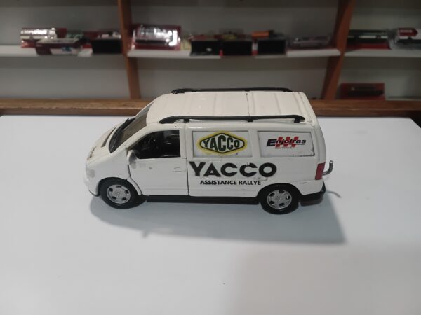 Mercedes Classe V Yacco Welly 1/43