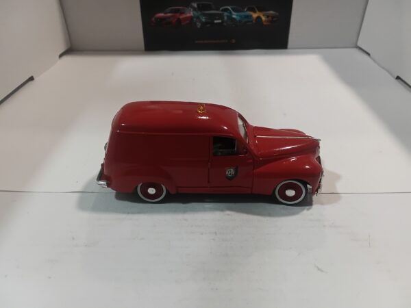 Peugeot 203 Pompiers Solido 1/43 – Image 4
