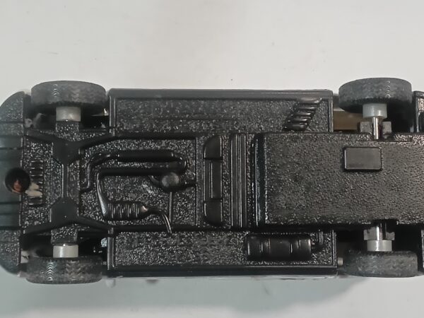 Mercedes Classe V Yacco Welly 1/43 – Image 5