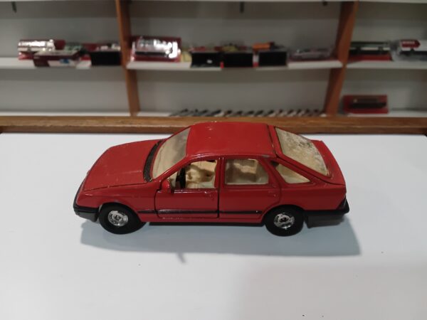 Ford Sierra 2.3 Ghia Corgi 1/36