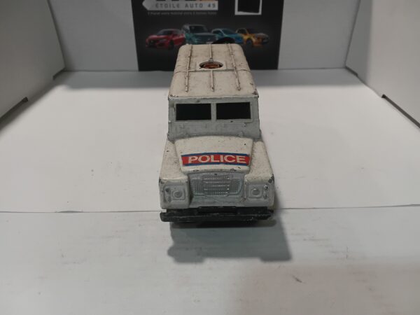 Range Rover 109 WB Police Corgi 1/36 – Image 2
