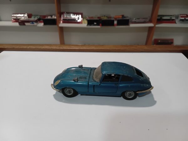 Jaguar E Type 2+2 Corgi 1/43