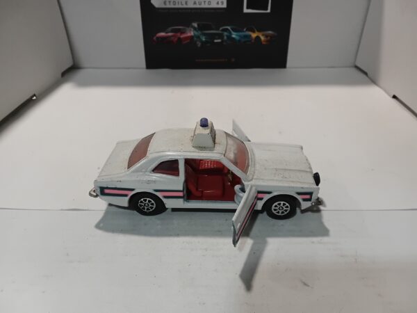 Ford Cortina GXL Police Corgi 1/43 – Image 4