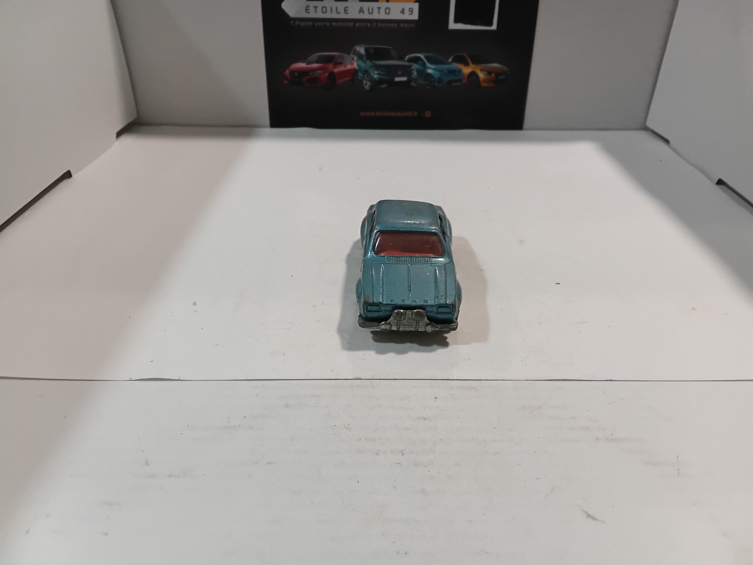 Ford Escort Corgi 1/64 – Image 2