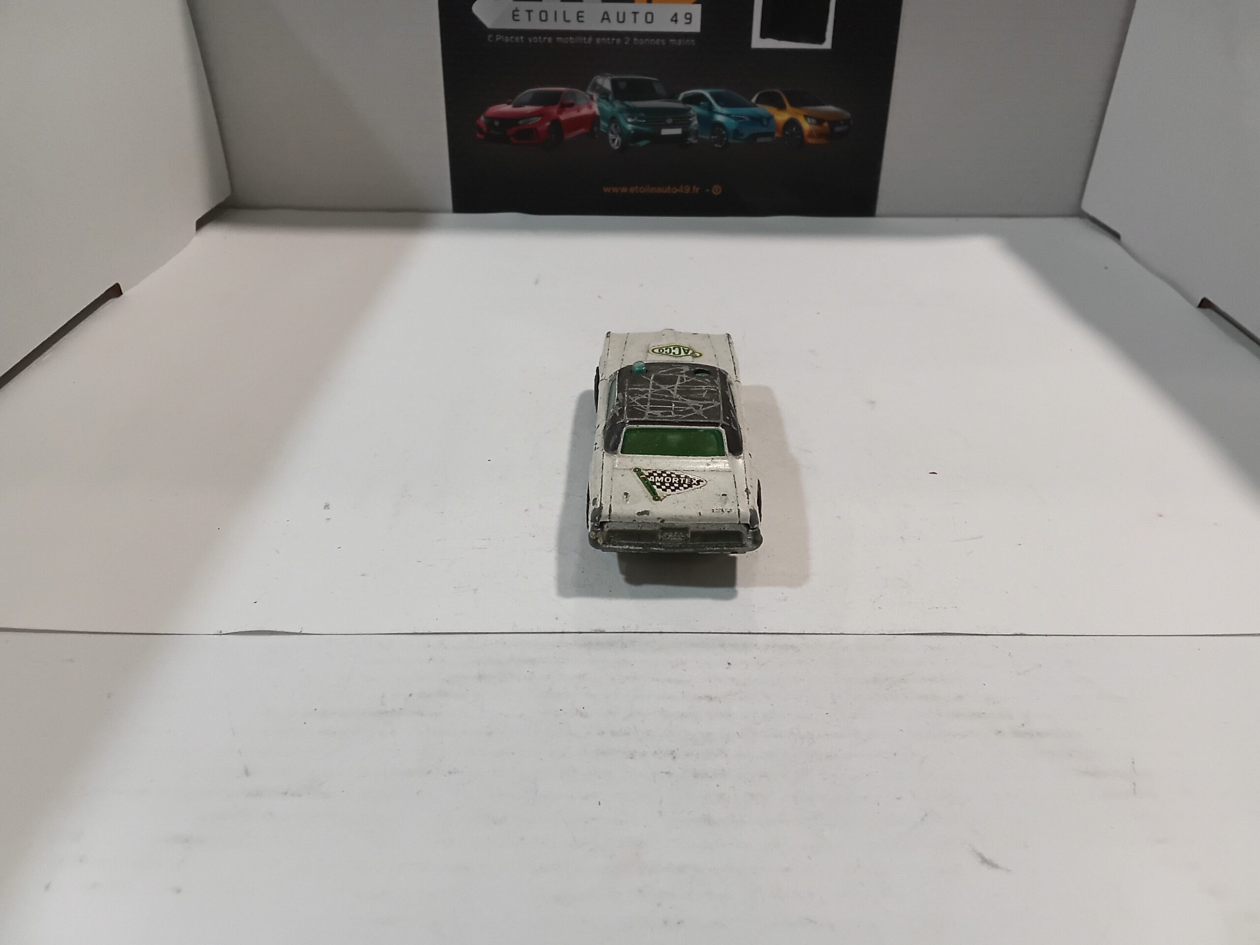 Mercury Cougar XR7 Corgi 1/64 – Image 3