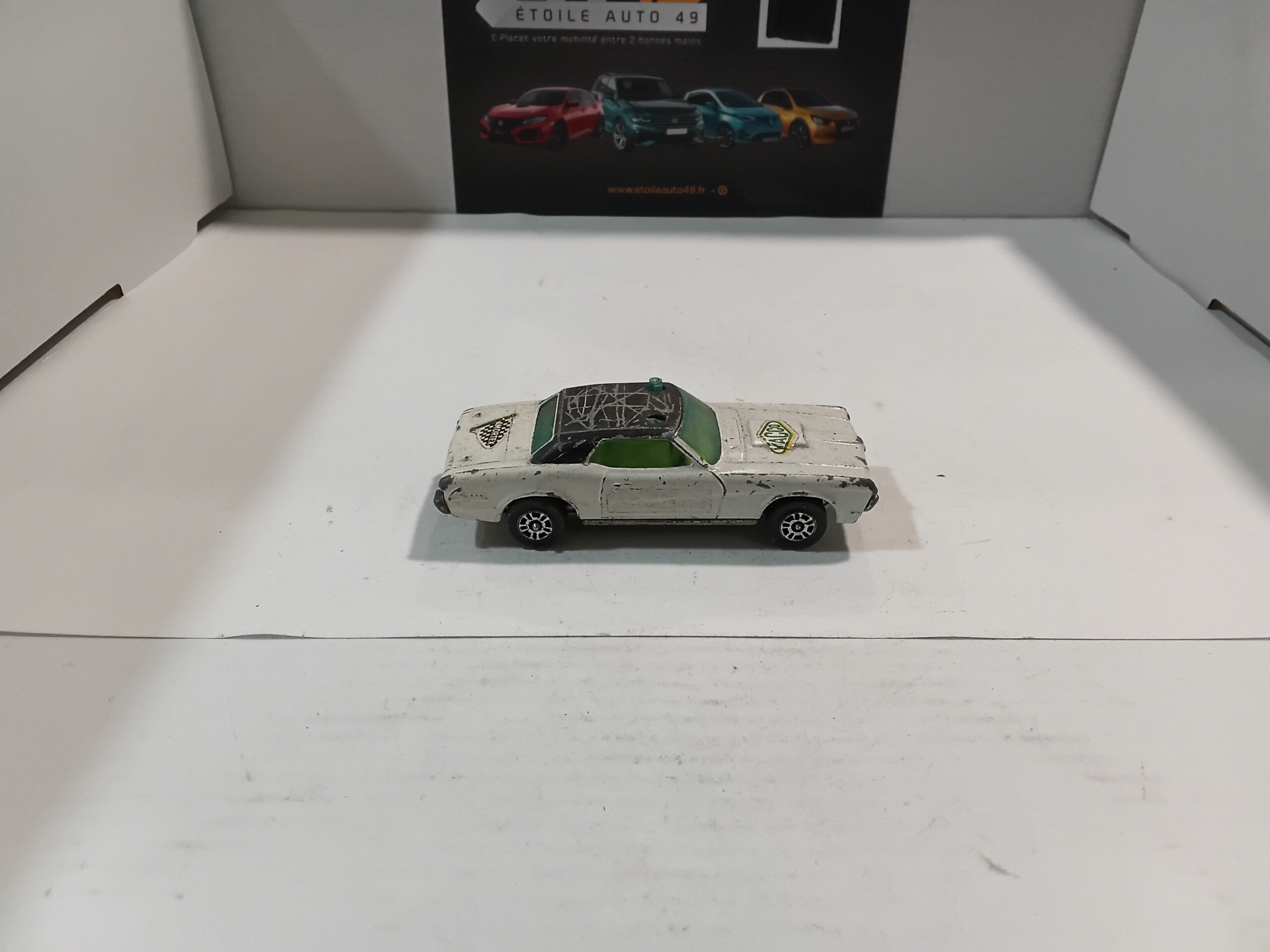 Mercury Cougar XR7 Corgi 1/64 – Image 4