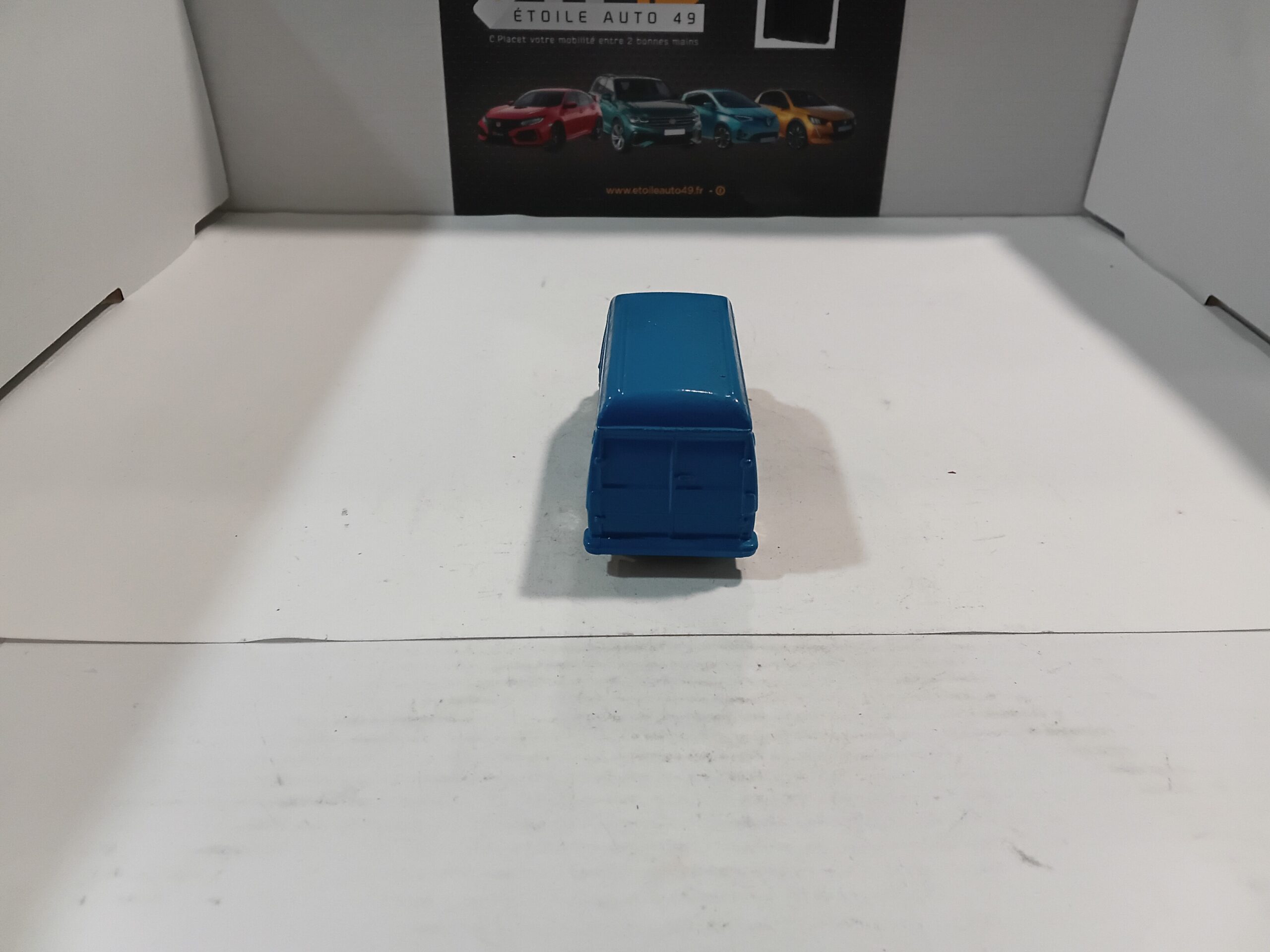 Mercedes Mobile Shop Corgi 1/64 – Image 3