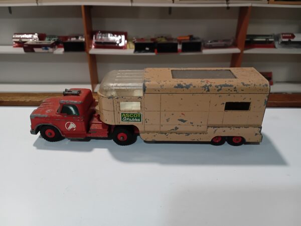 Camion Matchbox King Size Dodge K-18 semi remorque Van transport de chevaux