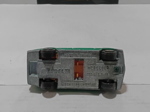 Mercedes 190 E 2.3-16 n°231 Majorette 1/59 – Image 5