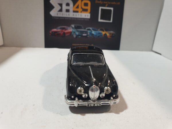 Jaguar MK II Corgi 1/43 – Image 3