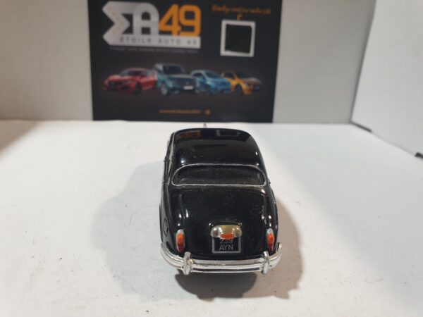 Jaguar MK II Corgi 1/43 – Image 4
