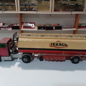Camion Matchbox Super kings Ford LTS tractor Texaco W/Trailer