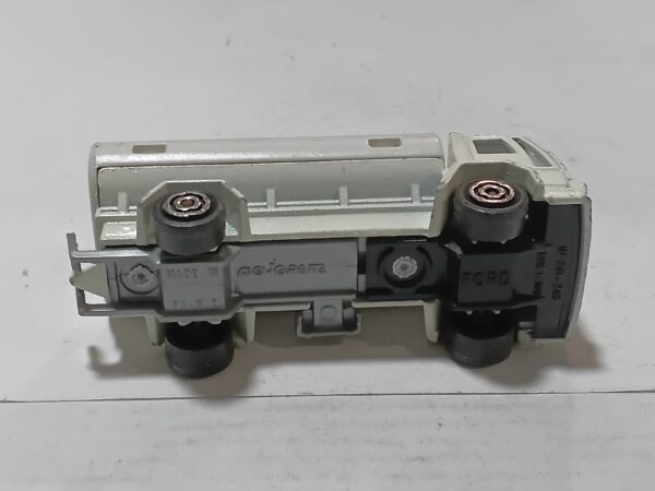 Camion Ford Shell n°241-245 Majorette 1/100 – Image 5