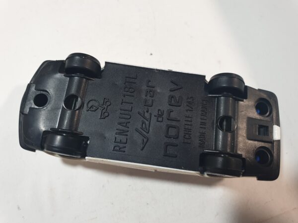 Renault 18 Break JetCar Norev 1/43 – Image 5