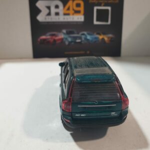 La couleur noire Modèle de voiture VOLVOs XC90 SUV 1:32 en alliage La couleur noire Modèle de voiture VOLVOs XC90 SUV 1:32 en alliage