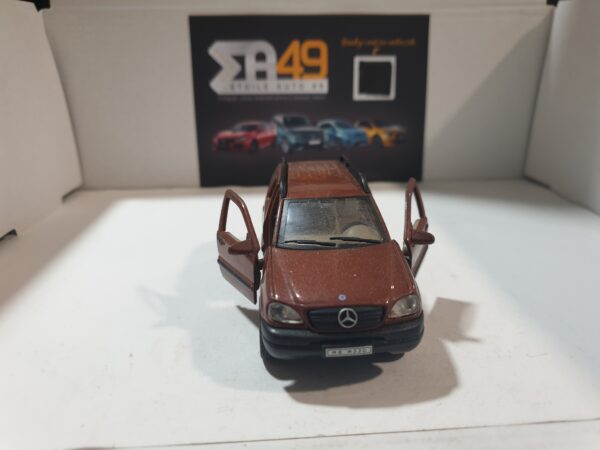 Mercedes ML HongWell 1/43 Marron – Image 3