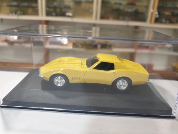 Chevrolet Corvette 68 1/43