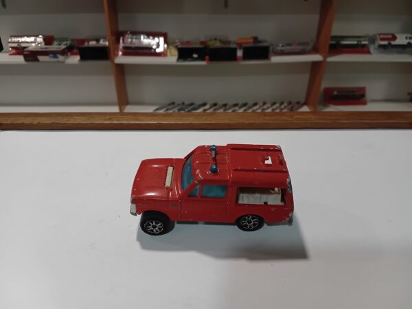 Range Rover Pompier N°246 Majorette 1/60 à restaurer
