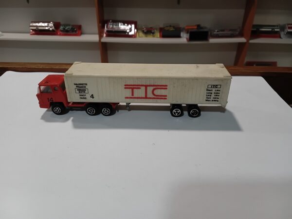 Camion Bernard 300 Semi remorque 1/100 (1)