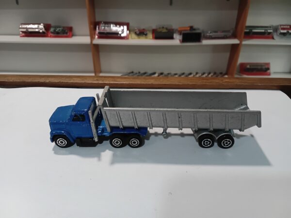Camion - Benne n°377 - Majorette 1/100