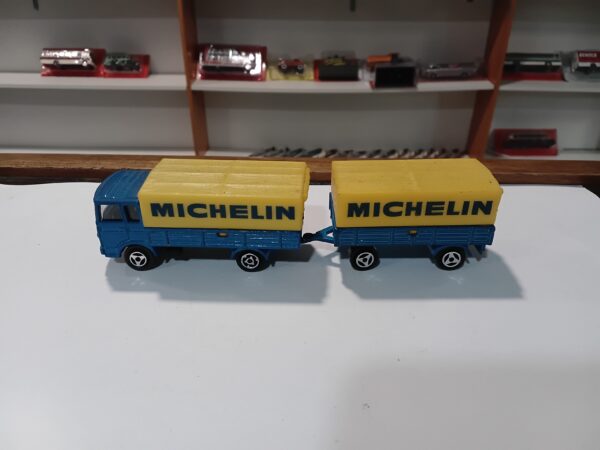 Camion Saviem Michelin - Remorque Michelin - Majorette 1/100
