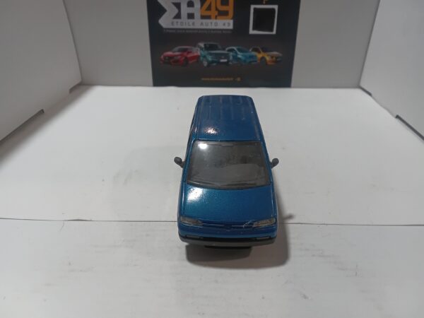 Peugeot 806 Solido 1/43 – Image 2