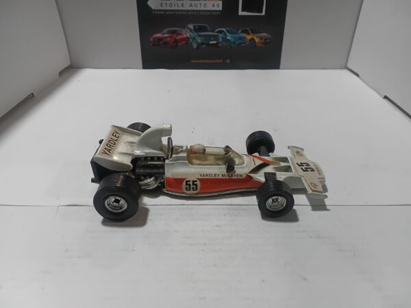 Formule 1 Yardley McLaren Ford M19A Corgi 1/36 – Image 4