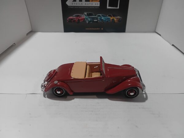 Citroën Traction Cabriolet 22 CV 1/43 – Image 4
