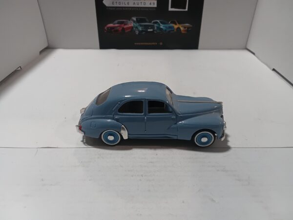 Peugeot 203 Bleue Solido 1/43 – Image 4