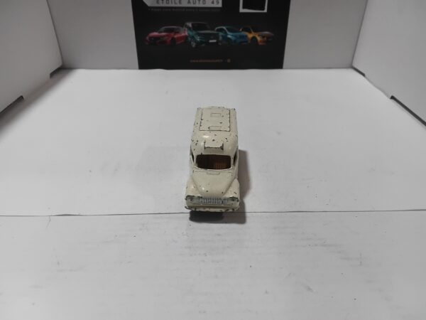 Lomas Ambulance n°14 Lesney 1/64 – Image 2