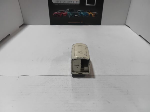 Ambulance Lomas n°14 Lesney 1/64 – Image 3