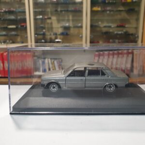 Peugeot 305 Solido 1/43