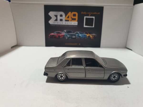 Peugeot 305 Solido 1/43 – Image 4