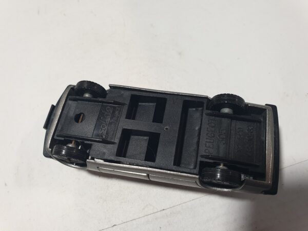 Peugeot 305 Solido 1/43 – Image 5