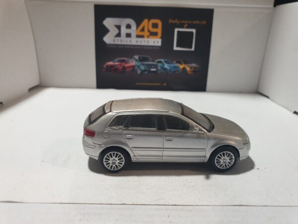 Audi A3 Sportback 1/43 Grise New Ray – Image 4
