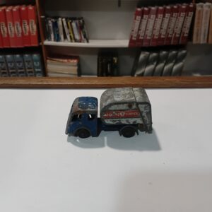 Tippax Refuse Collector n°15 Matchbox 1/100